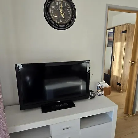 Holiday home Ferienwohnung Kleine Moewe Dornum